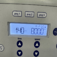 Eppendorf 5420 Centrifuge image 2